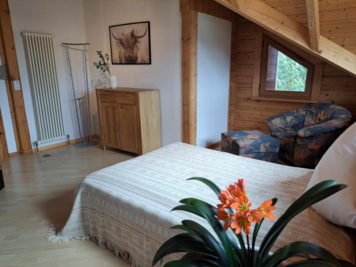 Steewer Landhaus Gemuetliche Ferienwohnung Bis 6 Pers In Ruhiger Ortsrandlage Stebach Exterior photo
