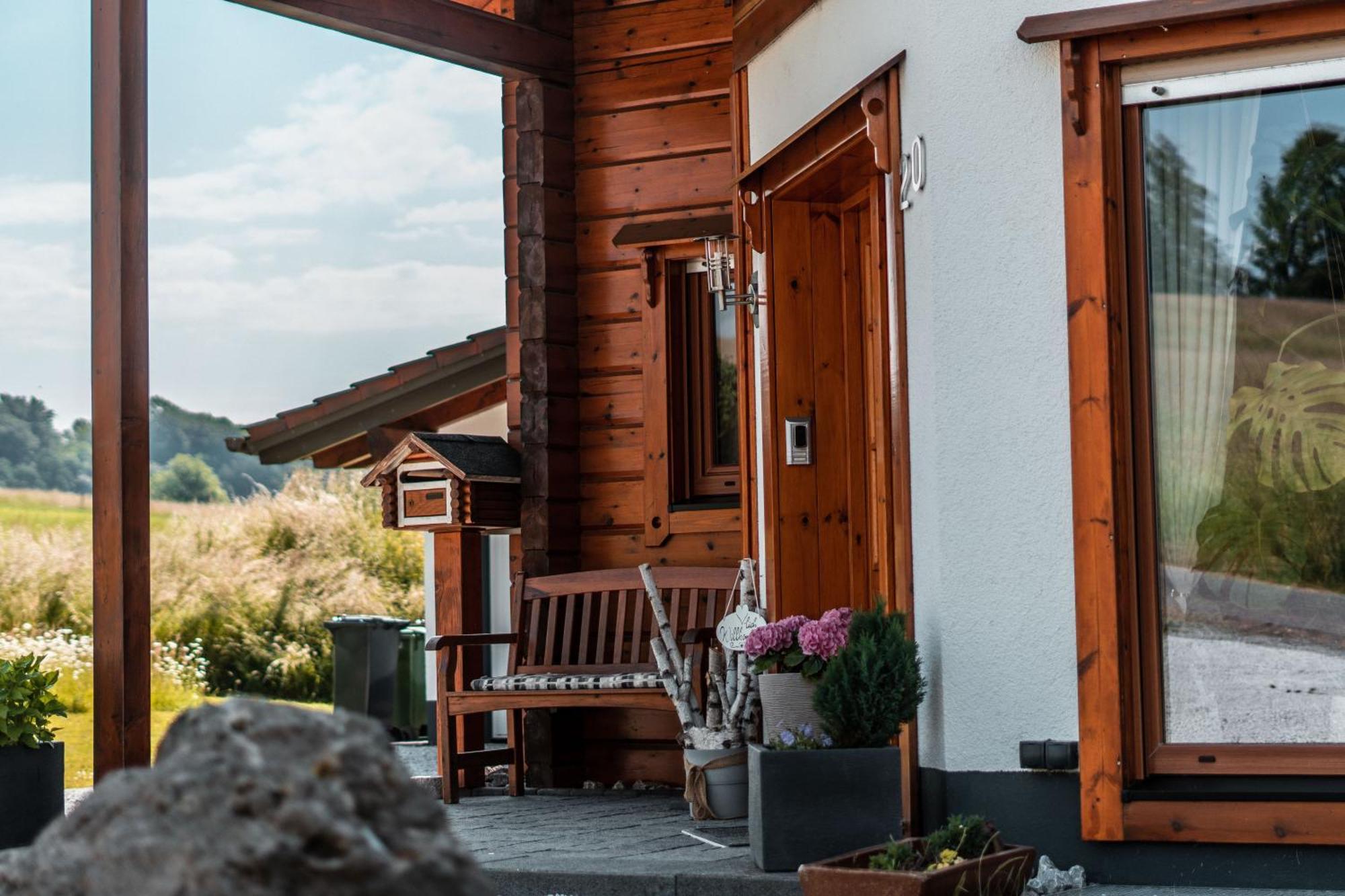 Steewer Landhaus Gemuetliche Ferienwohnung Bis 6 Pers In Ruhiger Ortsrandlage Stebach Exterior photo